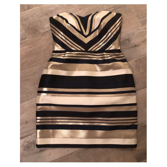 Ann Taylor Dresses & Skirts - Ann Taylor Size 6 Strapless Cocktail Dress